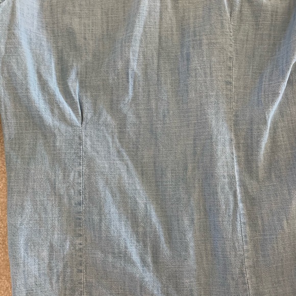 American Eagle Chambray Shirt - Picture 9 of 9